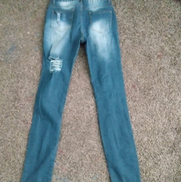 Shein ripped jeans - Picture 2 of 4